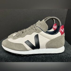 VEJA Rio Branco Hexamesh Sneaker - Gravel Black Marsala Women’s Size 5 RARE